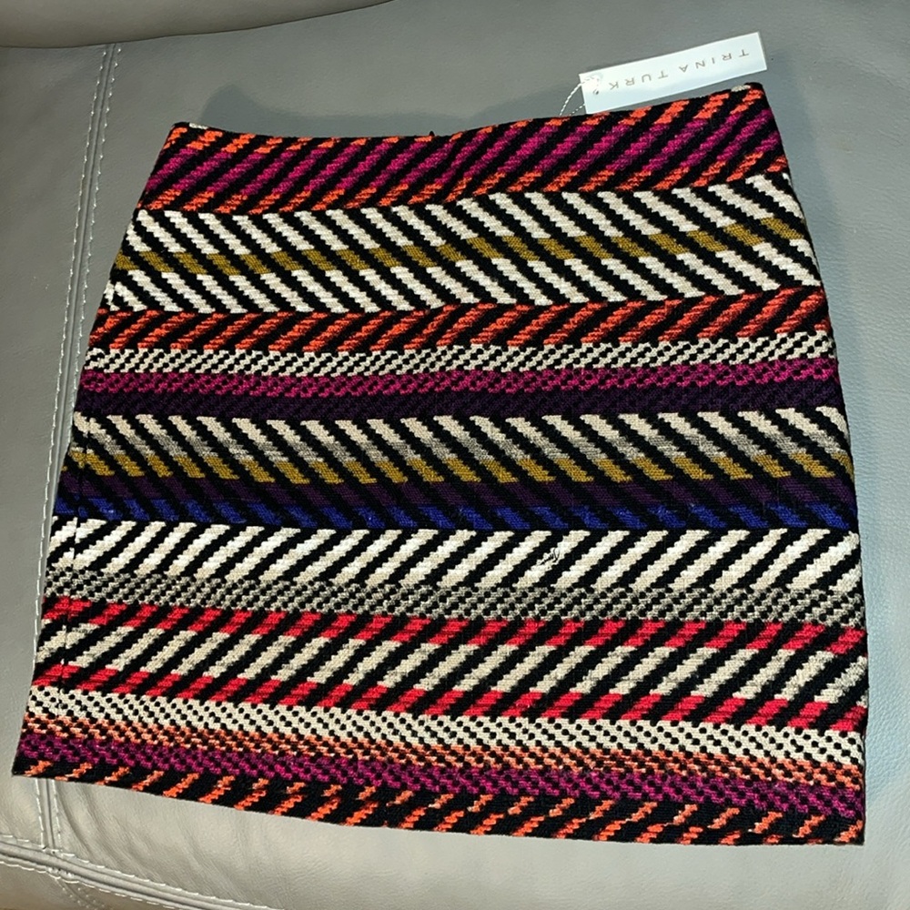 TRINA TURK WOMEN'S RICO MINI SKIRT TEXTURED MULTICOLOR STRIPE.